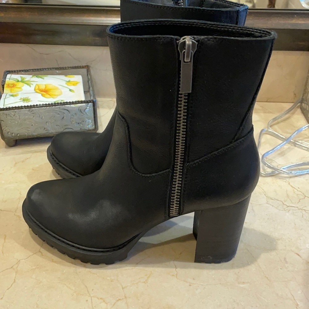 Lucky brand boot